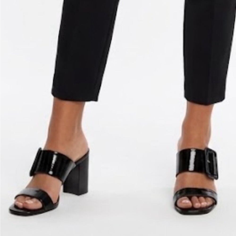 Kelly & Katie Dark Academia Block Heel Slide Sandal Oversized Buckle 9.5M